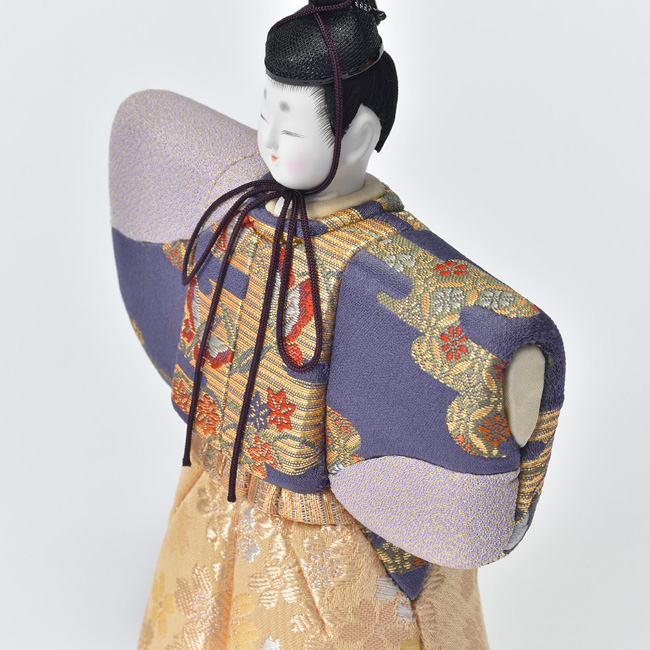 Komei standing hina dolls